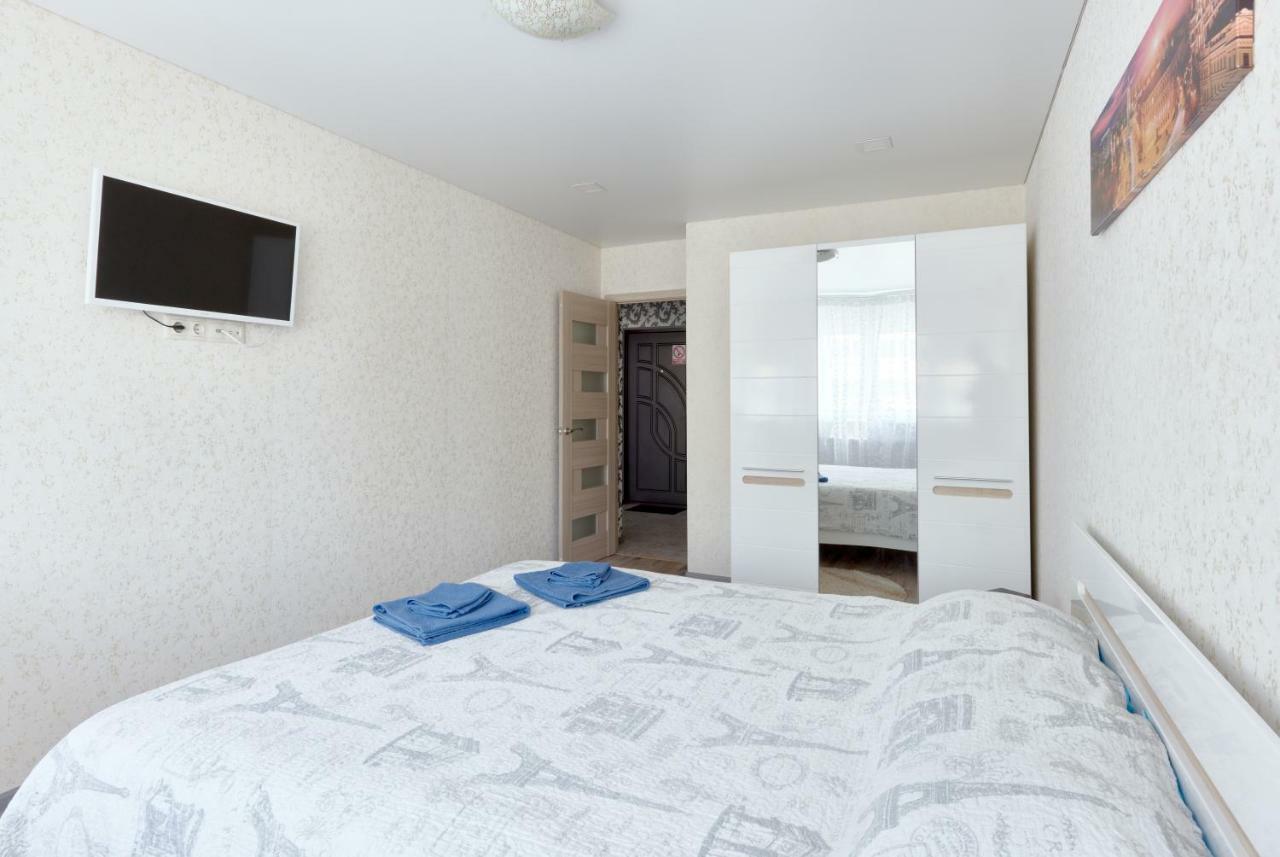 088 Apartment Near Airport Zhulyan キエフ エクステリア 写真
